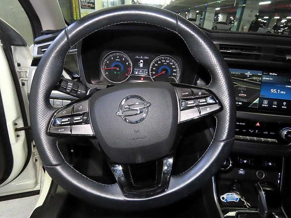 Ssangyong Korando - Vista 8