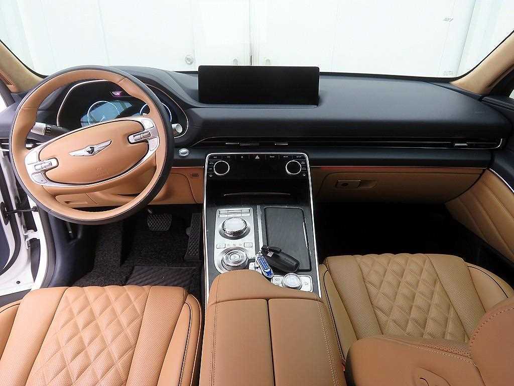 Genesis GV80 - Vista 9