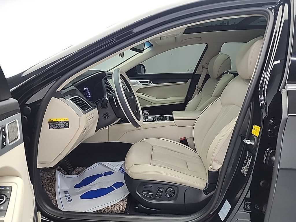 Genesis G80 - Vista 11