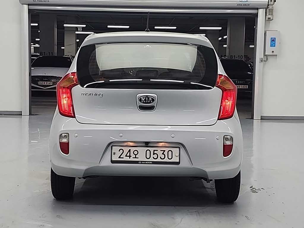 KIA Morning - Vista 3