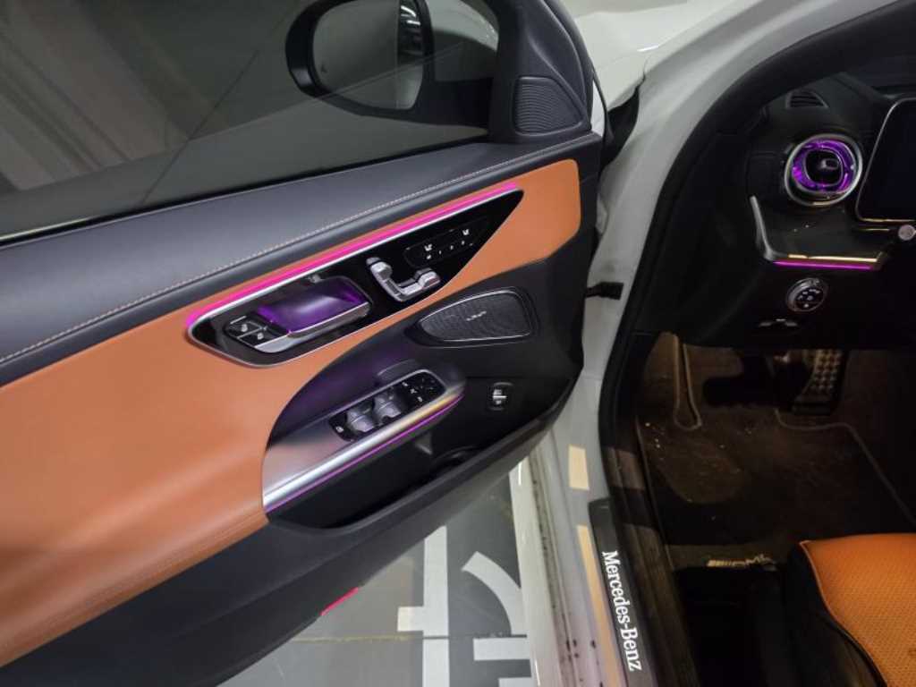 Mercedes Benz C Class - Vista 6