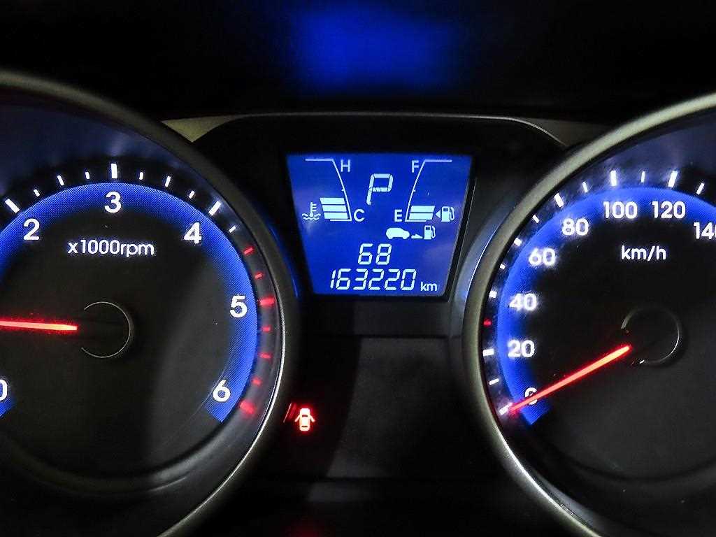 HYUNDAI Tucson - Vista 9