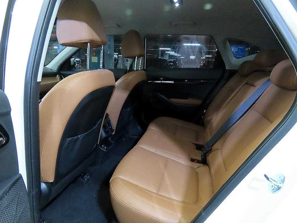 KIA Seltos - Vista 7