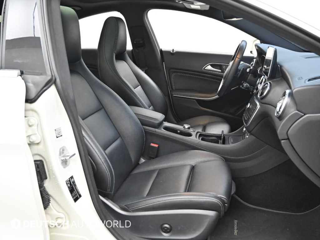 Mercedes Benz CLA Class - Vista 10