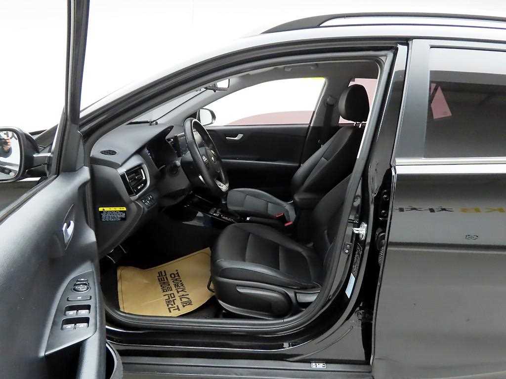 KIA Stonic 2018 - Importación desde Corea - HF Imports Iquique - Foto 13