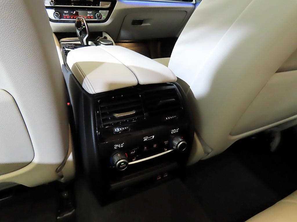 BMW 5 Series 2023 Blanco - Importación desde Corea - HF Imports Iquique - Foto 15