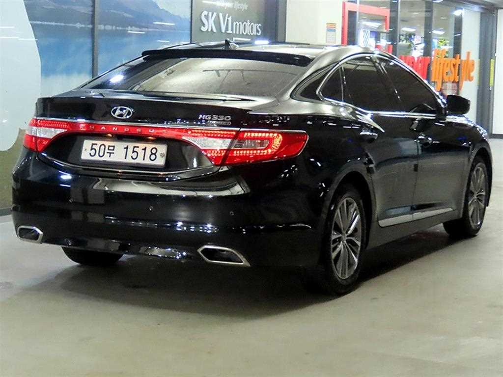 HYUNDAI Grandeur - Vista 4