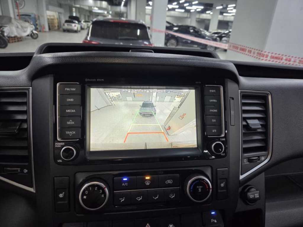 HYUNDAI Solati 2020 Negro - Importación desde Corea - HF Imports Iquique - Foto 17