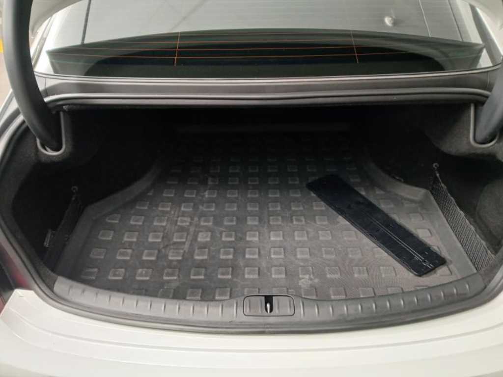 Genesis G80 2022 Blanco - Importación desde Corea - HF Imports Iquique - Foto 18