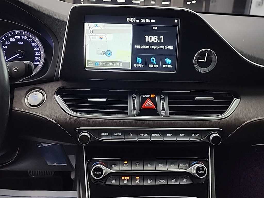 HYUNDAI Grandeur - Vista 10