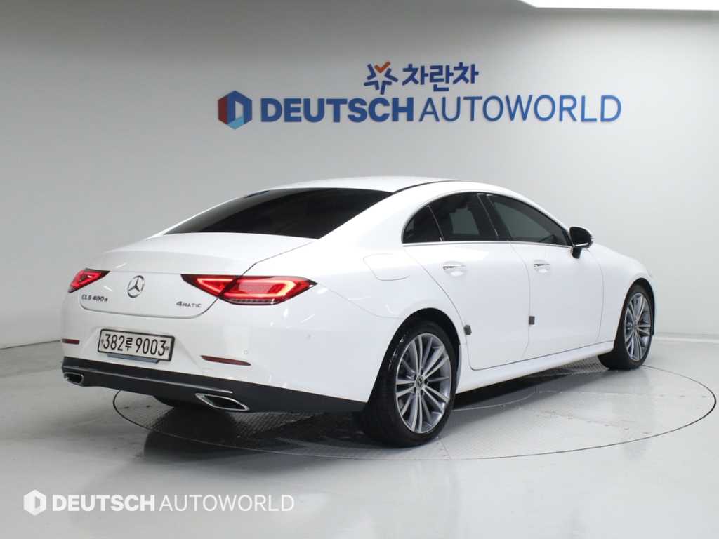 Mercedes Benz CLS Class - Vista 2