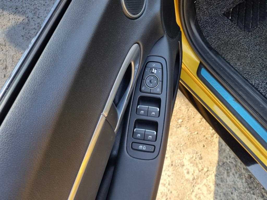 HYUNDAI Sonata 2020 Amarillo - Importación desde Corea - HF Imports Iquique - Foto 13