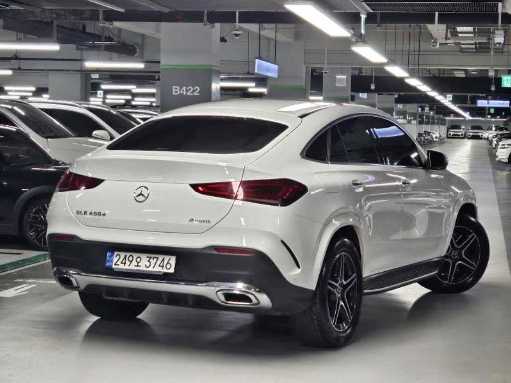 Mercedes Benz GLE Class - Vista 4
