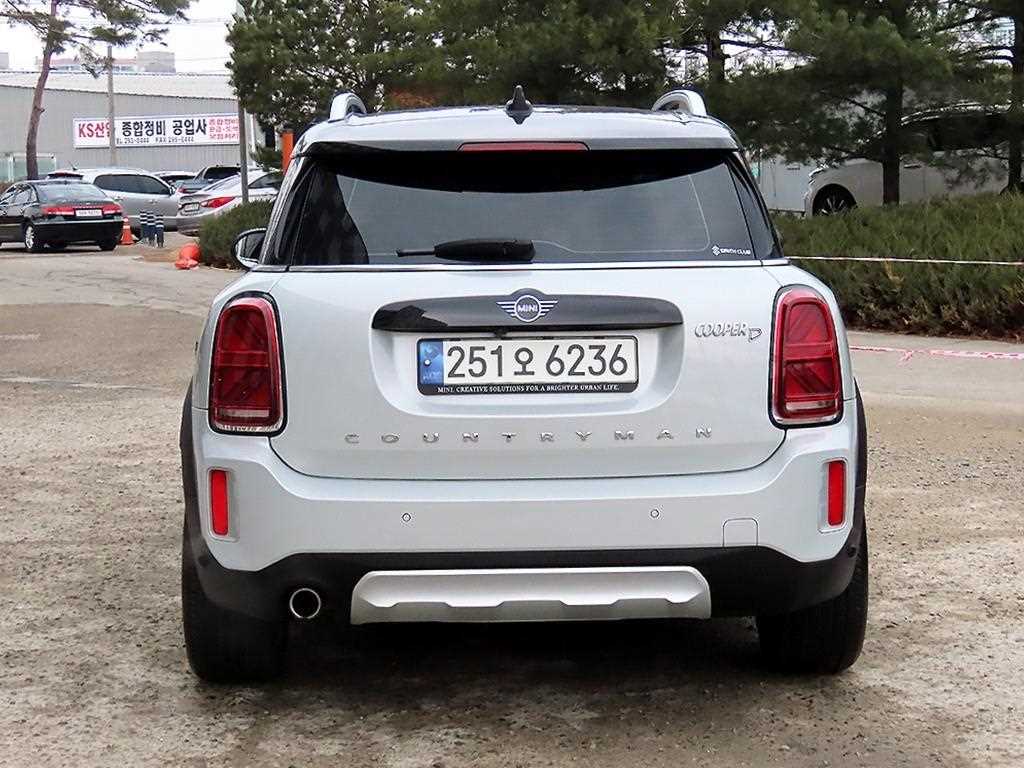 Mini Countryman - Vista 4