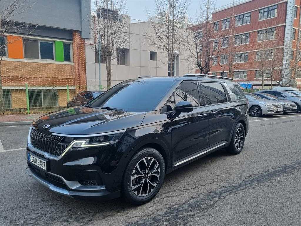 KIA Carnival 2021 Negro - Importación desde Corea - HF Imports Iquique - Foto 1