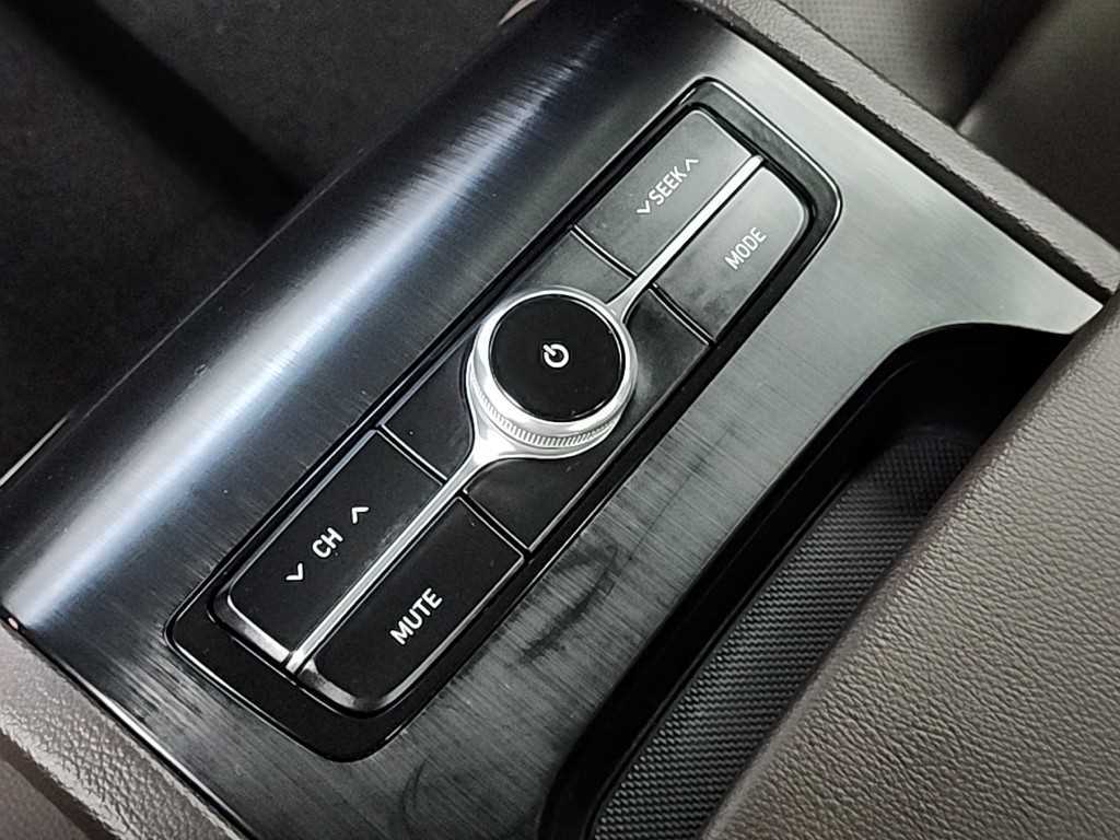 HYUNDAI Grandeur 2017 Negro - Importación desde Corea - HF Imports Iquique - Foto 15