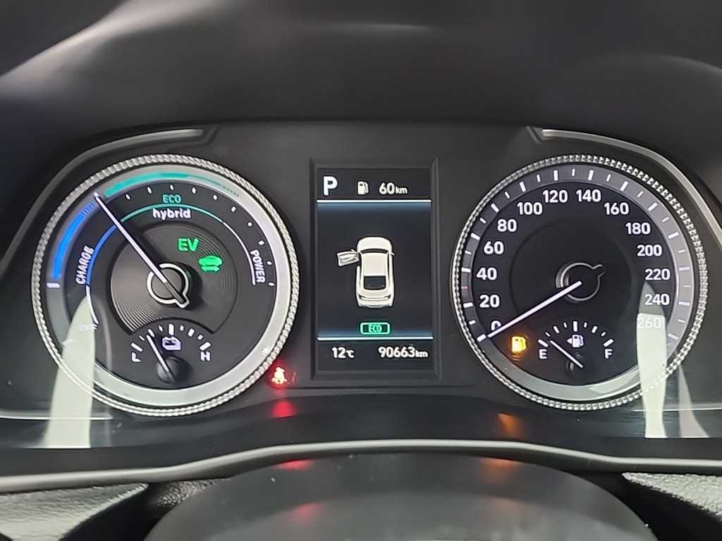 HYUNDAI Sonata - Vista 6