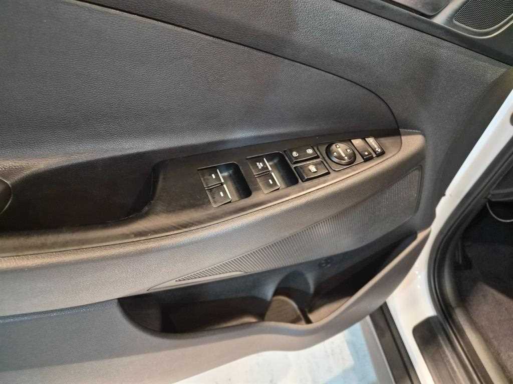 HYUNDAI Tucson - Vista 11