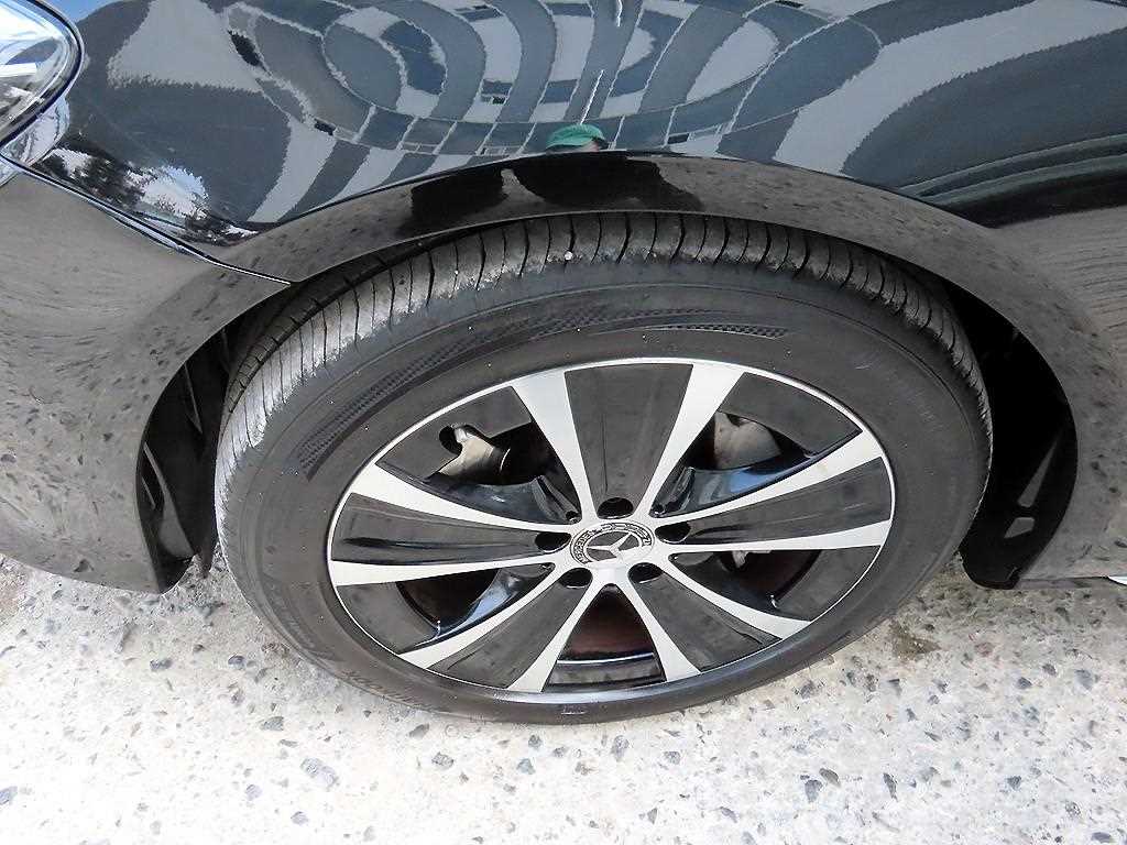 Mercedes Benz E class 2019 Negro - Importación desde Corea - HF Imports Iquique - Foto 20