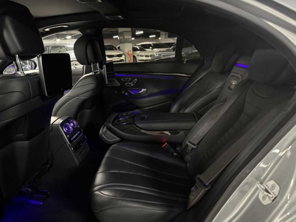 Mercedes Benz S Class - Vista 9