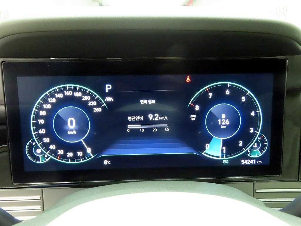 HYUNDAI Grandeur - Vista 5