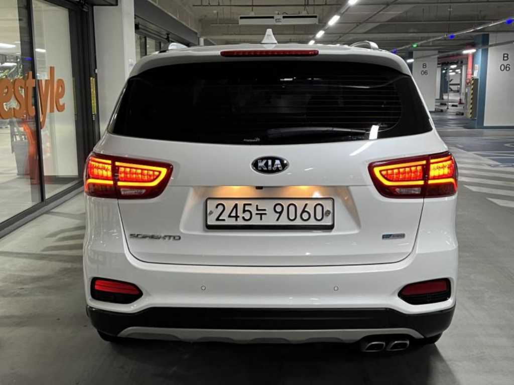 KIA Sorento - Vista 5