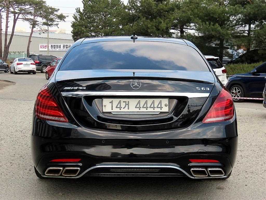 Mercedes Benz S Class - Vista 4
