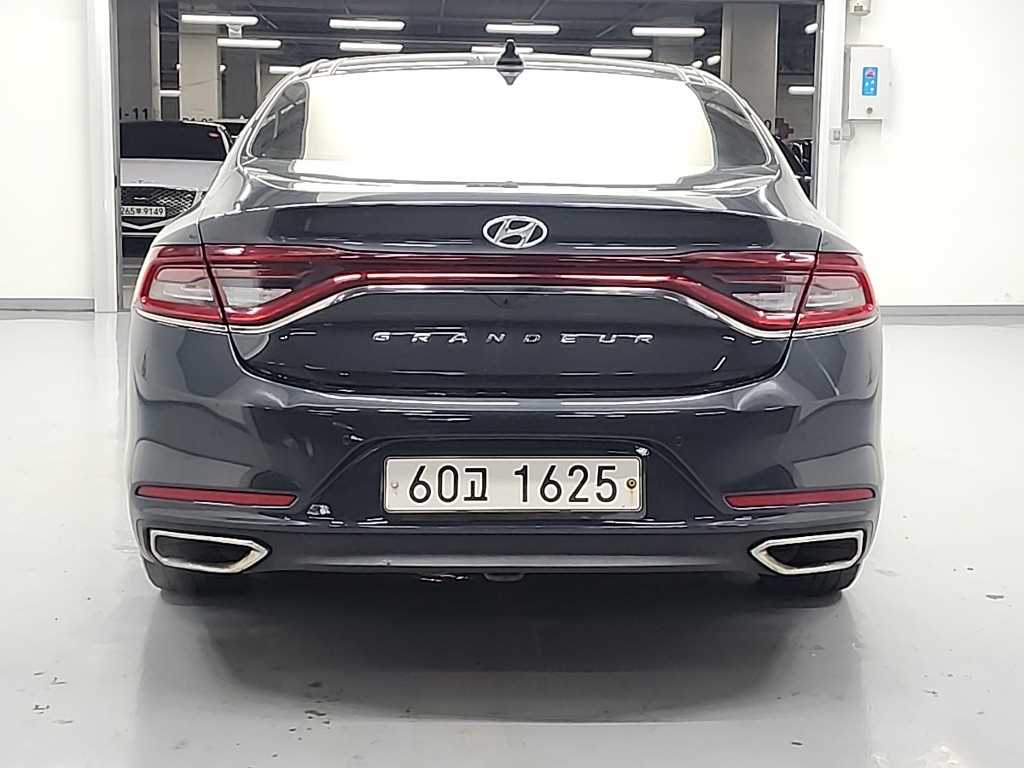HYUNDAI Grandeur - Vista 3