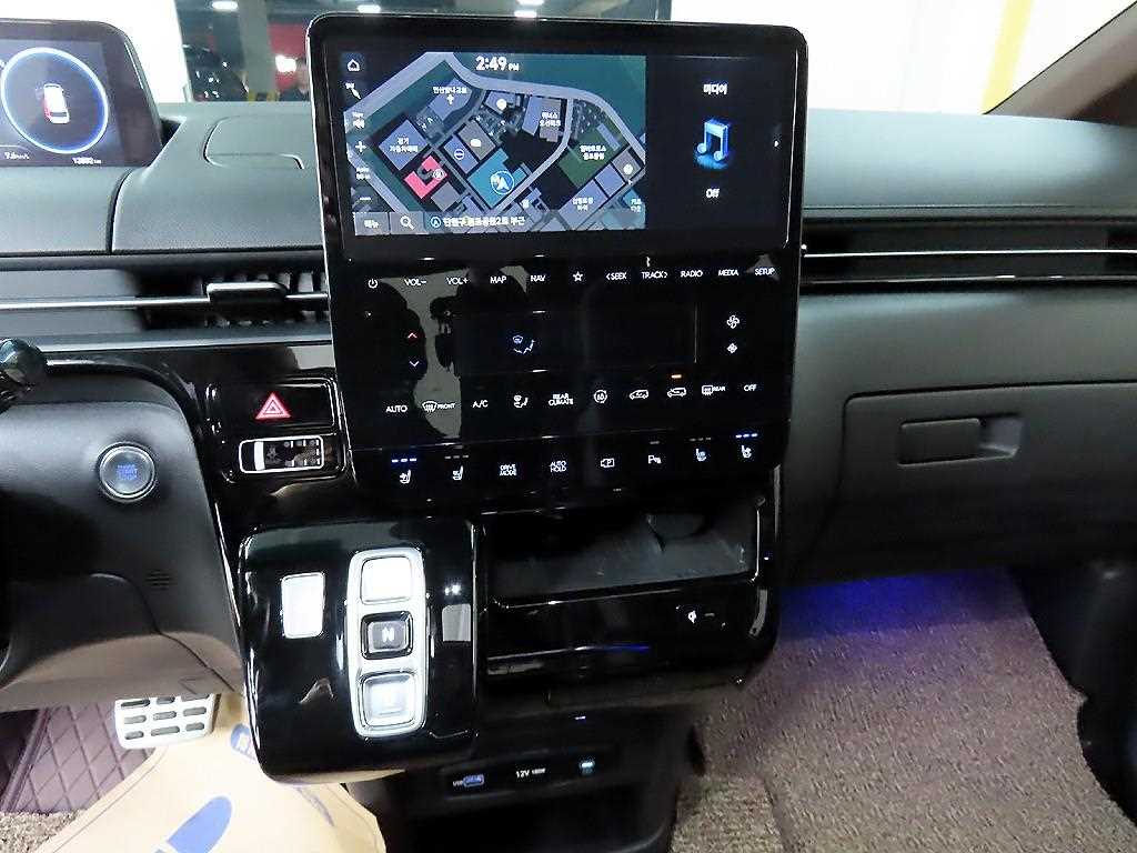 HYUNDAI Staria - Vista 12