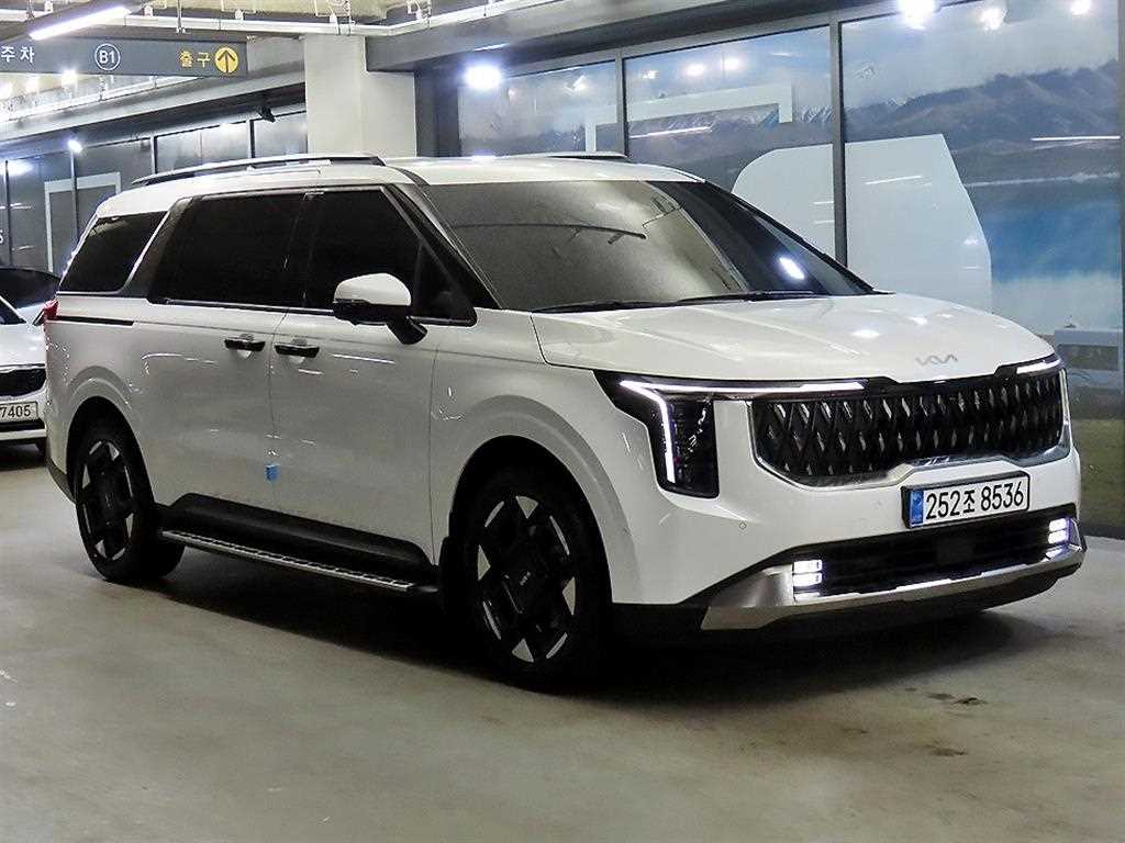 KIA Carnival 2025 Blanco - Importación desde Corea - HF Imports Iquique - Foto 1