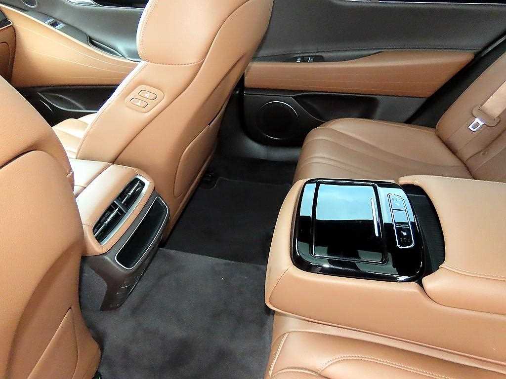 Genesis G80 2023 Negro - Importación desde Corea - HF Imports Iquique - Foto 16