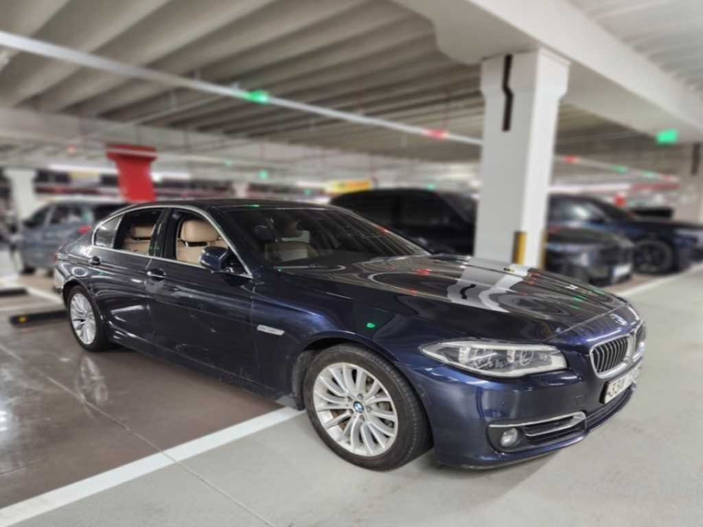 BMW 5 Series - Vista 3