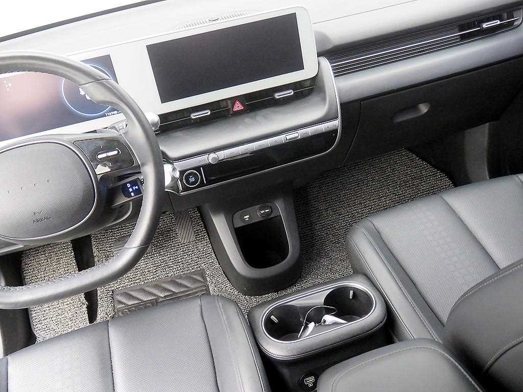 HYUNDAI Ioniq 5 - Vista 11