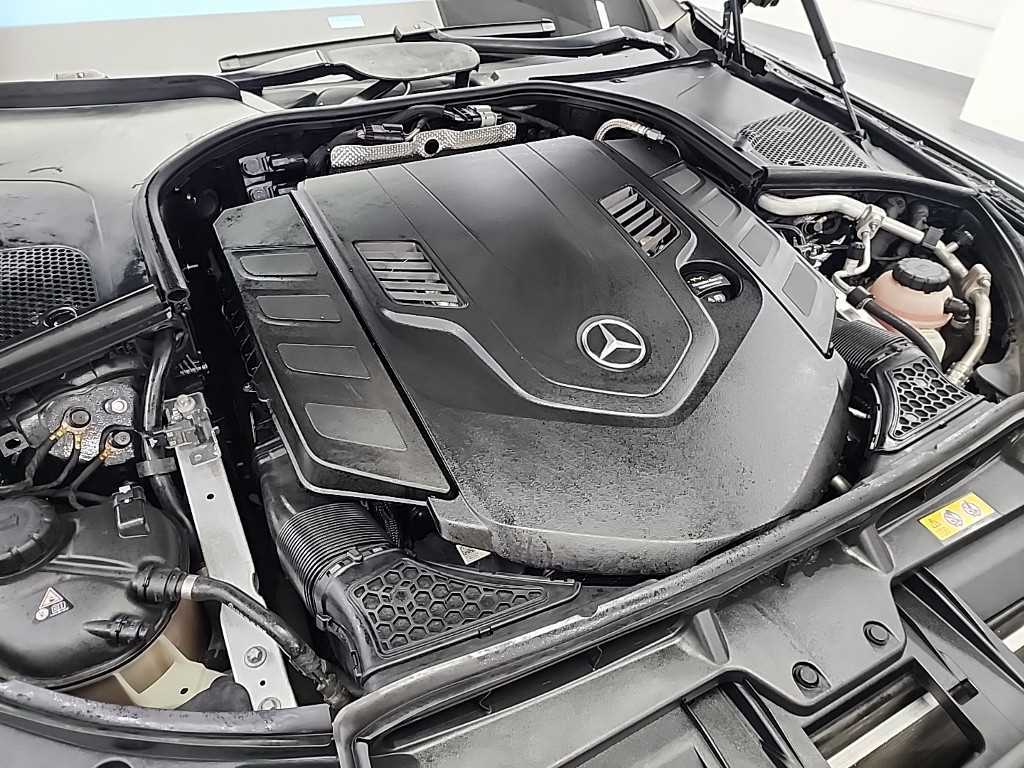 Mercedes Benz S Class - Vista 5