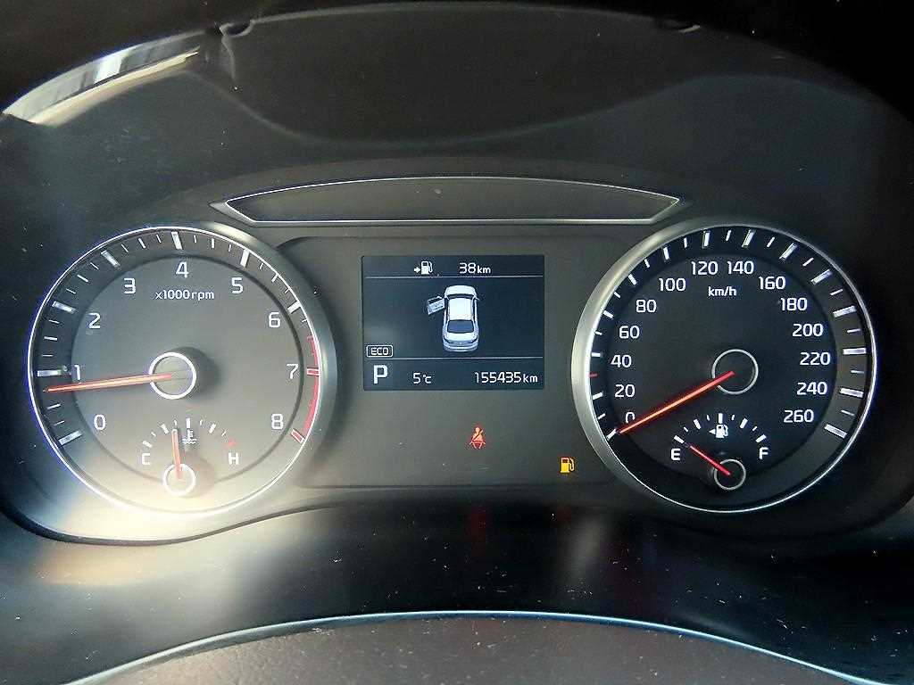 KIA K7 - Vista 9