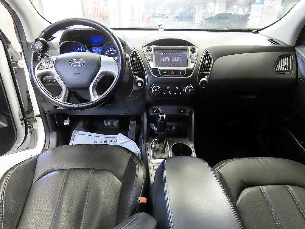 HYUNDAI Tucson - Vista 10