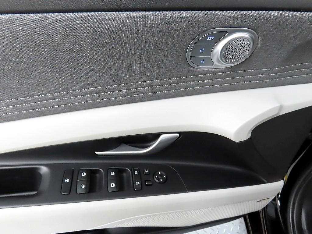 HYUNDAI Avante - Vista 11