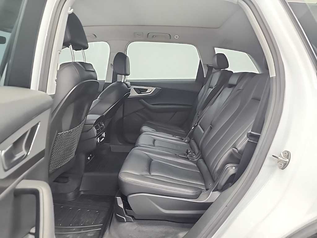 Audi Q7 - Vista 12