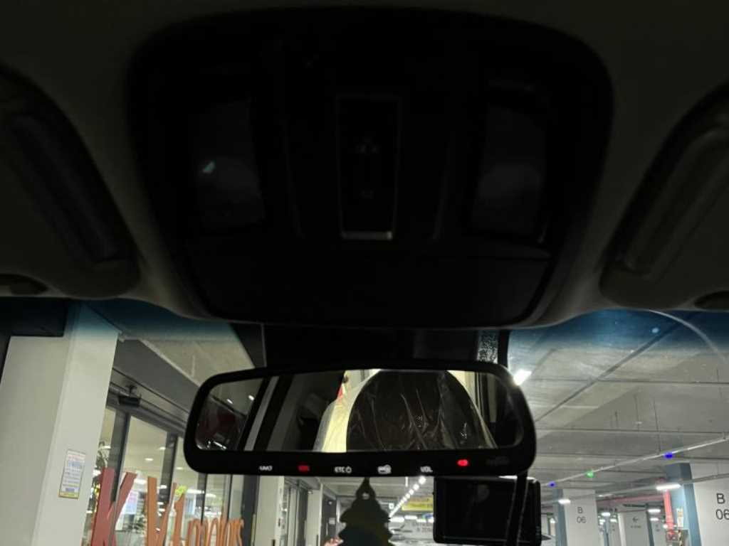 KIA Sorento - Vista 10