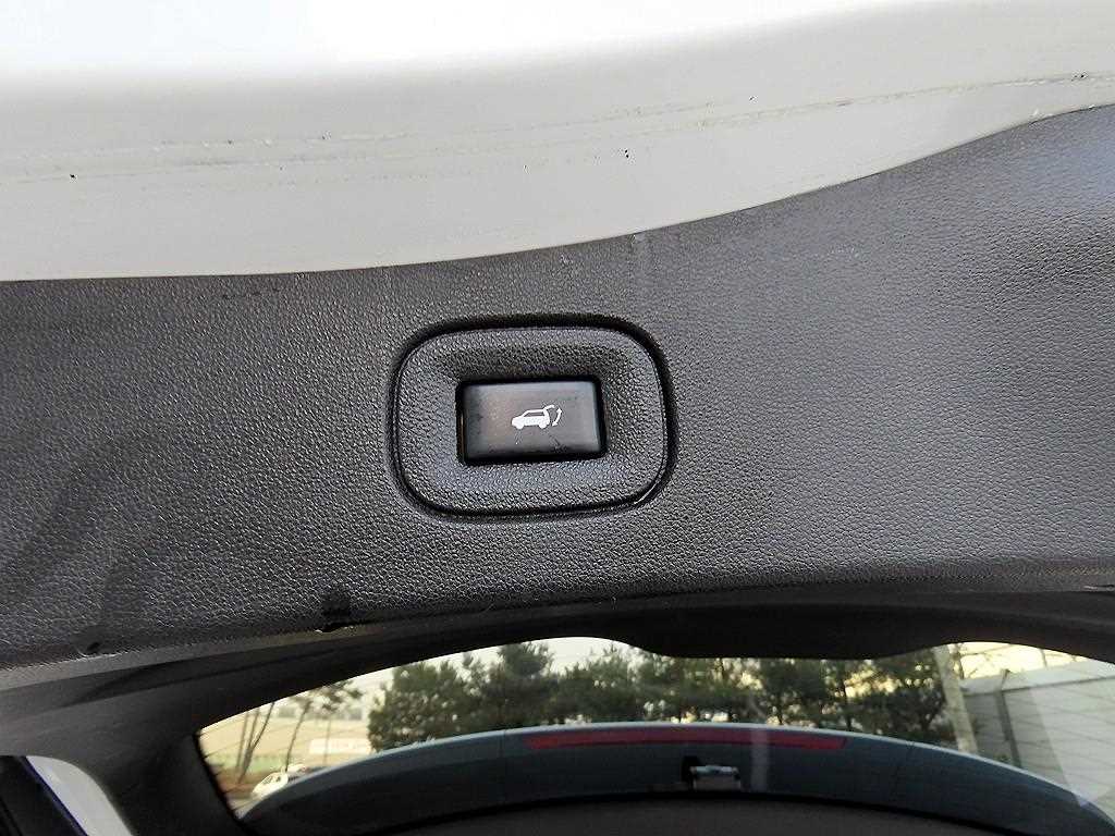 SAMSUNG QM6 2022 Blanco - Importación desde Corea - HF Imports Iquique - Foto 18