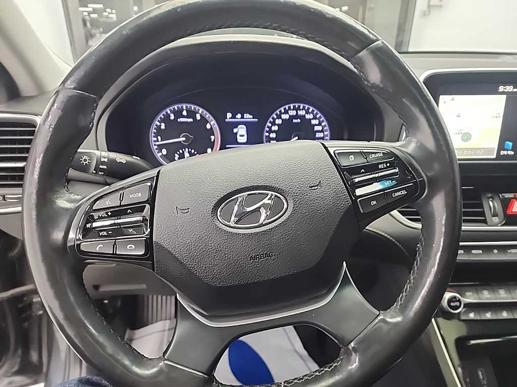 HYUNDAI Grandeur - Vista 8