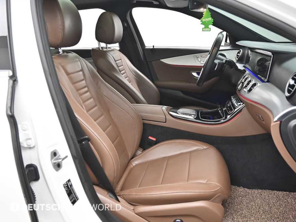 Mercedes Benz E class - Vista 10