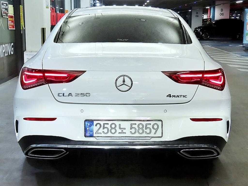 Mercedes Benz CLA Class - Vista 5