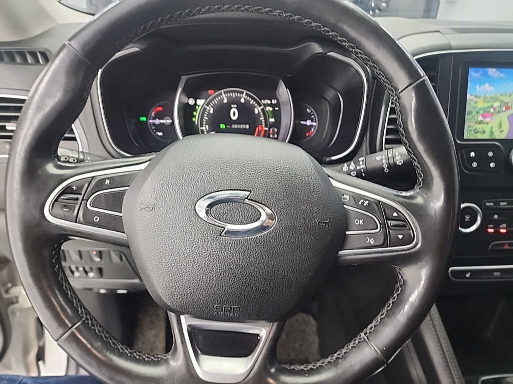 SAMSUNG QM6 - Vista 9