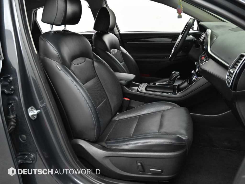 HYUNDAI Grandeur - Vista 10