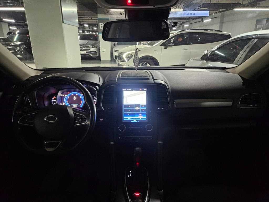 SAMSUNG QM6 - Vista 11