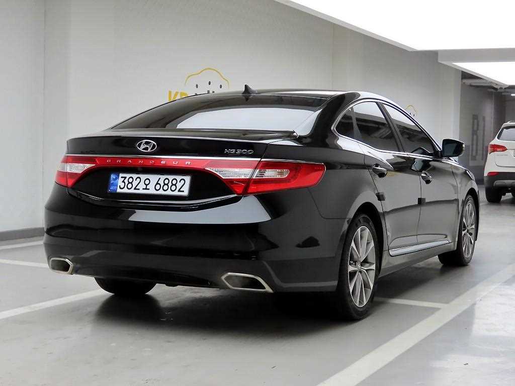 HYUNDAI Grandeur - Vista 4