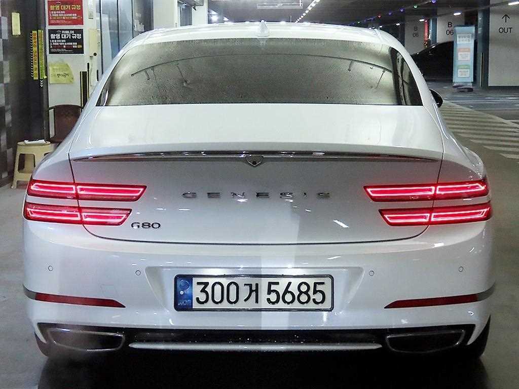 Genesis G80 - Vista 5