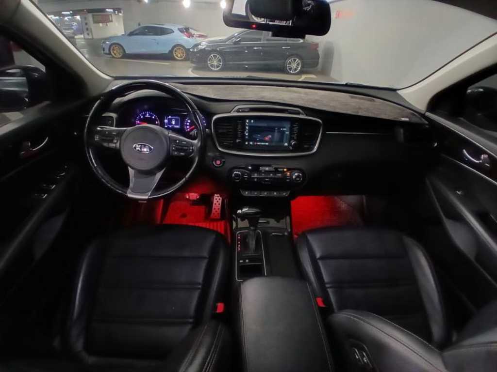 KIA Sorento - Vista 6