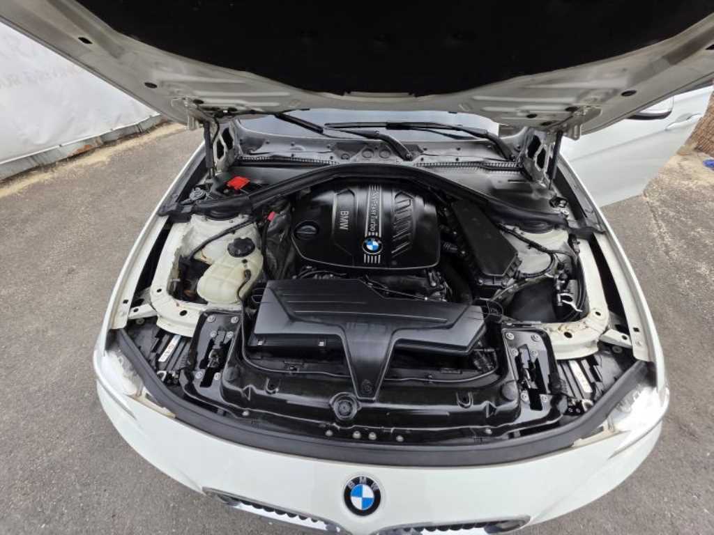 BMW 3 series 2013 Blanco - Importación desde Corea - HF Imports Iquique - Foto 19